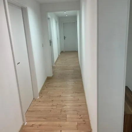 Exklusive Zimmer Mit Geteiltem Bad Und Kueche Om Stadtilm Buitenkant foto
