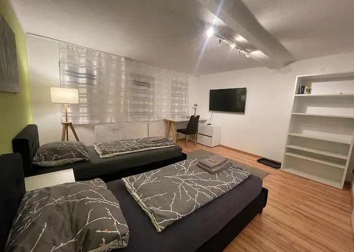Exklusive Zimmer Mit Geteiltem Bad Und Kueche Om