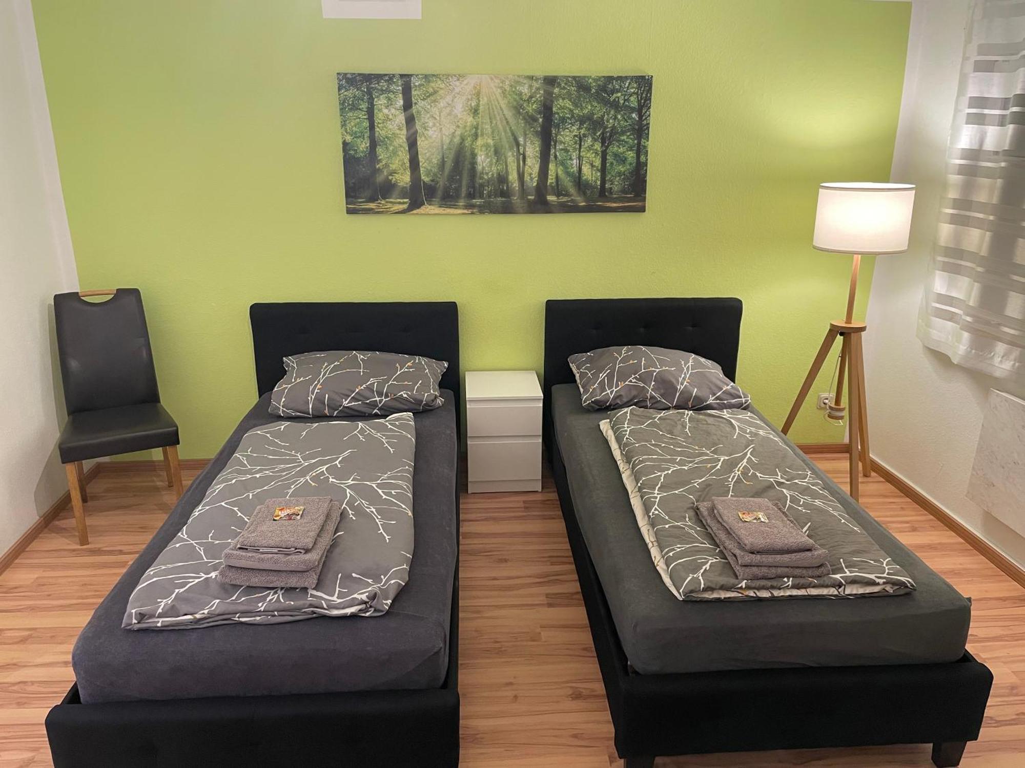 Exklusive Mit Geteiltem Bad Und Kueche Om *